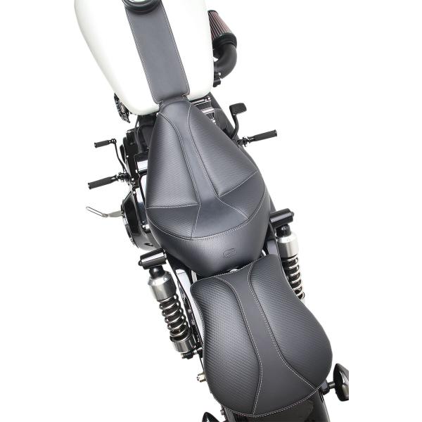 Sitz Dominator Dyna - Solo Sitz Dominator Front Vinyl|Saddlegel™|Gel Channel™ Vergaser Look